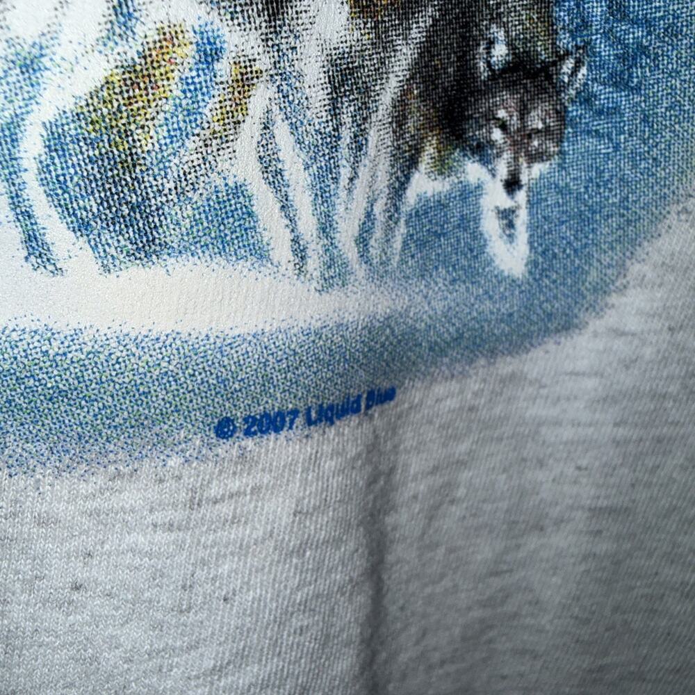 Vintage Graphic Wolf Tank Dated 2007 Liquid Blue Wildlife Heather Gray Sz XL EUC - Picture 3 of 4